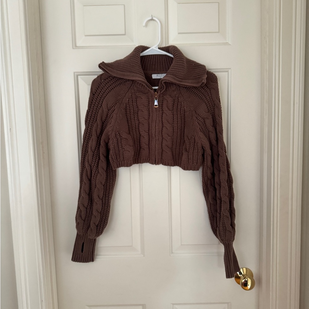 Grey Bandit Brown Cable Knit Cropped Zip Up Cardigan - Picture 2 of 7